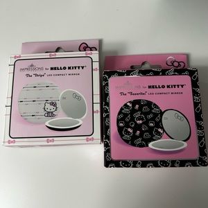 Hello Kitty - The “Stripe” LED COMPACT MIRROR 🎀